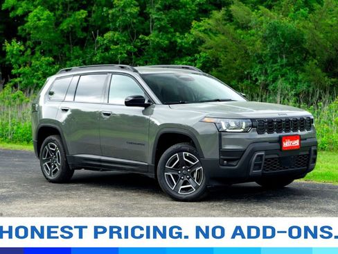 New 2026 Jeep Cherokee Laredo AWD/4WD image 1