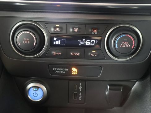 Used 2023 Nissan Leaf S FWD image 41
