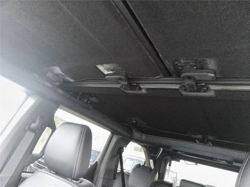 New 2026 Ford Bronco Outer Banks w/ Sasquatch Package AWD/4WD image 16