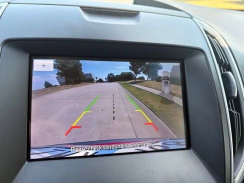 Used 2020 Ford Edge SEL w/ Convenience Package AWD/4WD image 15