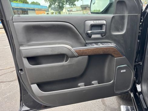 Used 2017 GMC Sierra 1500 Denali AWD/4WD image 16