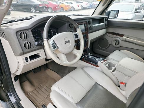 Used 2008 Jeep Commander Limited w/ Trailer Tow Group IV AWD/4WD image 14
