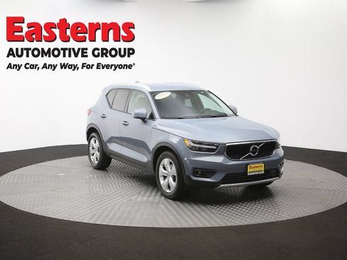 Used 2021 Volvo XC40 T4 Momentum FWD image 49