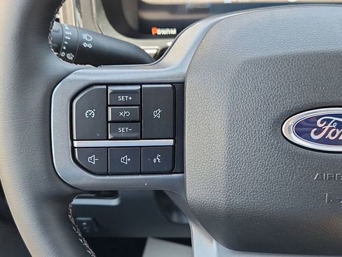 New 2025 Ford F350 Lariat w/ Black Appearance Package image 20