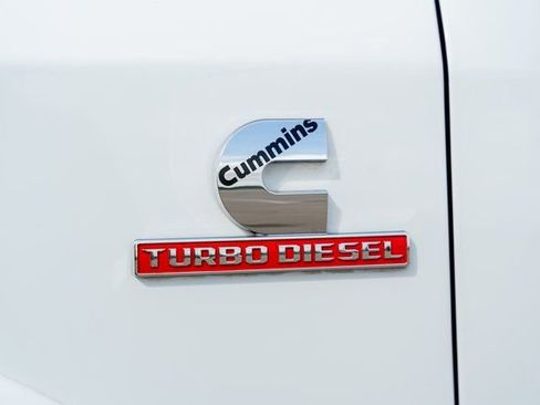 Used 2022 RAM 2500 Laramie AWD/4WD image 14