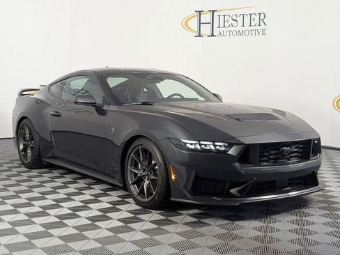 Used 2024 Ford Mustang Dark Horse image 2