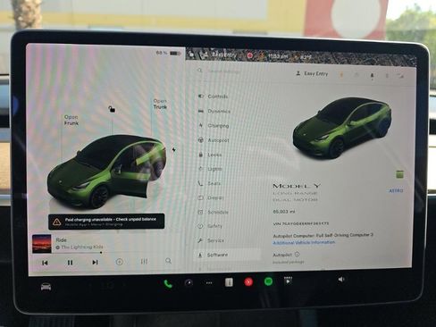 Used 2022 Tesla Model Y Long Range image 12