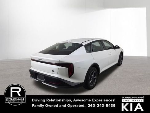 Certified 2025 Kia K4 LXS image 6