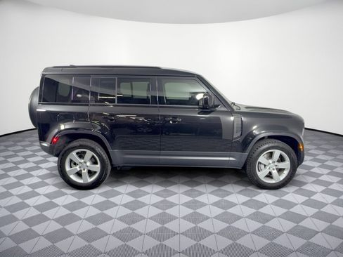 Used 2024 Land Rover Defender 110 S AWD/4WD image 8