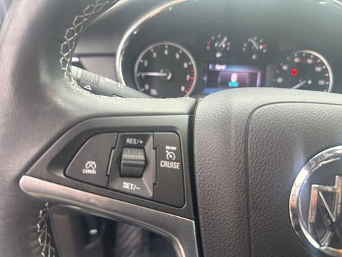Used 2022 Buick Encore Preferred w/ Safety Package image 15