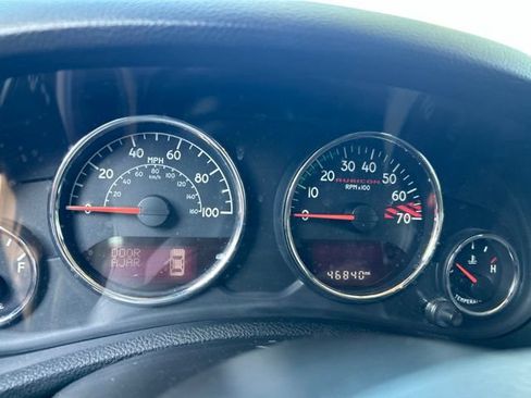 Used 2017 Jeep Wrangler Unlimited Rubicon AWD/4WD image 10