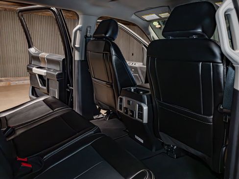 Used 2021 Ford F350 Lariat w/ Lariat Ultimate Package image 24