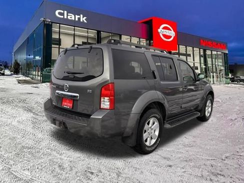 Used 2008 Nissan Pathfinder SE w/ Leather Pkg image 7