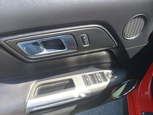 Used 2016 Ford Mustang Premium RWD image 30
