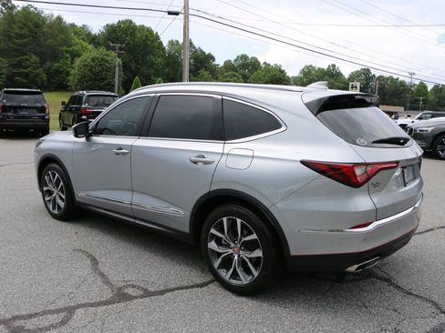 Used 2023 Acura MDX FWD w/ Technology Package image 3