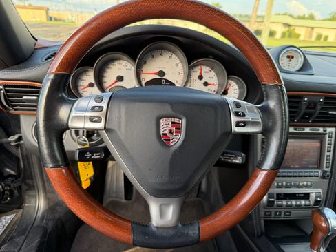 Used 2008 Porsche 911 Carrera 4S image 33