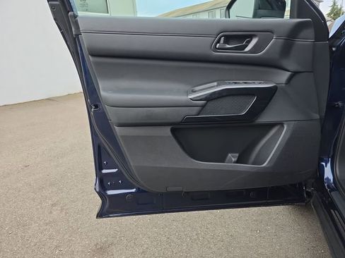 New 2026 Nissan Pathfinder SV image 19