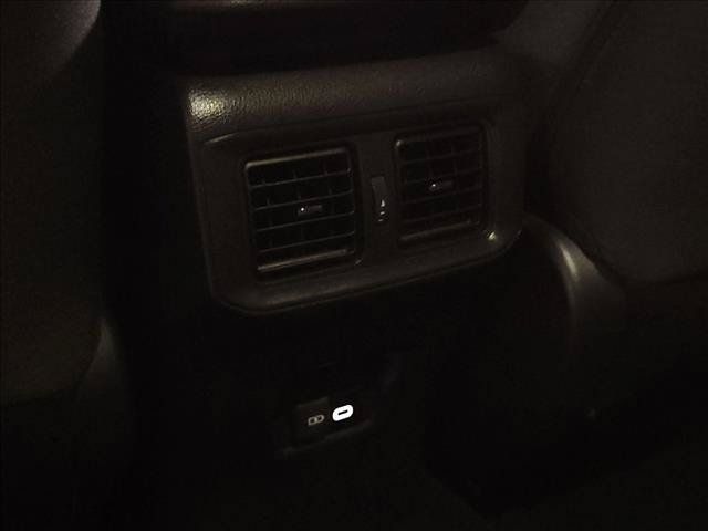Used 2025 Toyota RAV4 SE AWD/4WD image 15