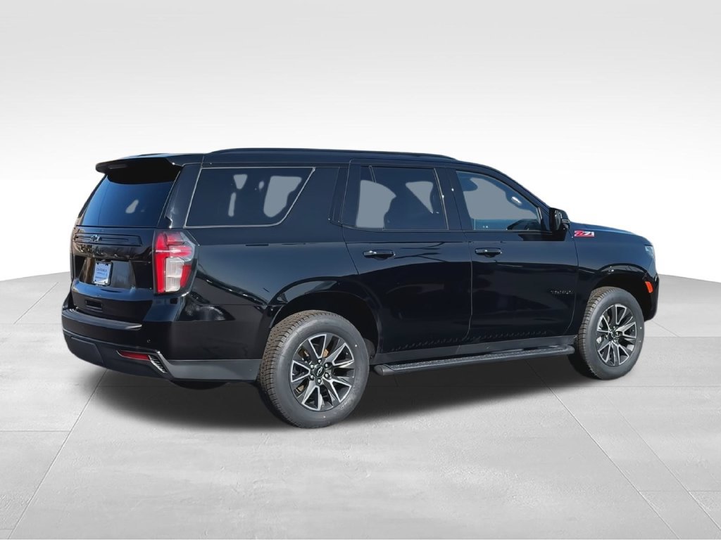 Used 2023 Chevrolet Tahoe Z71 w/ Luxury Package AWD/4WD image 8