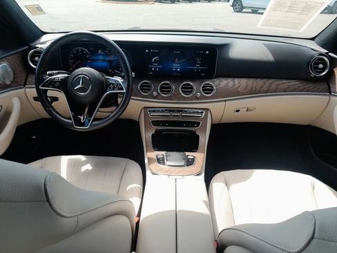 Used 2023 Mercedes-Benz E 350 4MATIC Sedan image 15