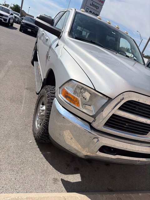 Used 2012 RAM 2500 SLT w/ Technology Group AWD/4WD image 2