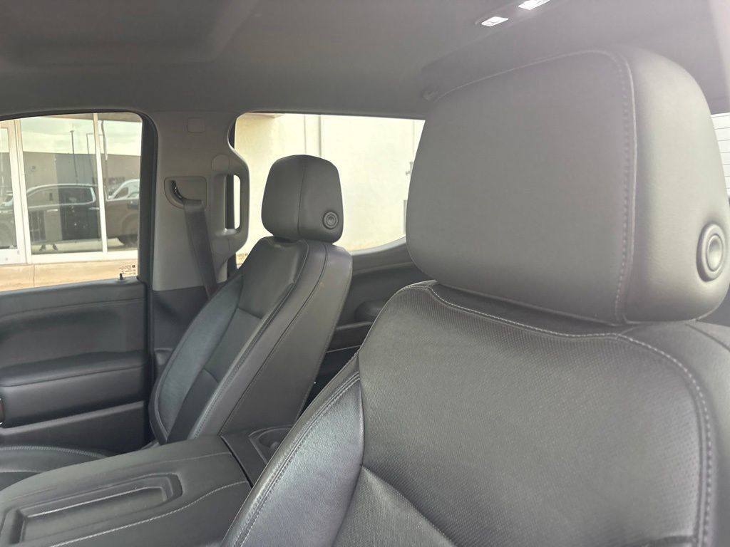 Used 2020 GMC Sierra 1500 SLT w/ SLT Premium Package AWD/4WD image 10