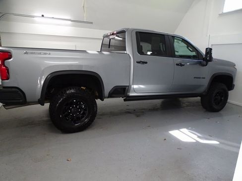 Certified 2024 Chevrolet Silverado 2500 ZR2 w/ ZR2 Bison Edition image 23