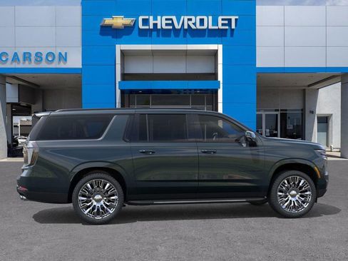 New 2025 Chevrolet Suburban RST w/ Advanced Technology Package image 5