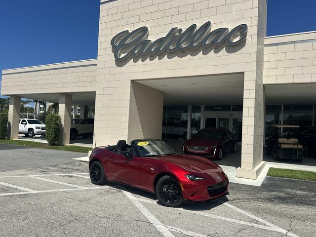 Used 2026 MAZDA MX-5 Miata Club w/ Interior Package RWD image 1