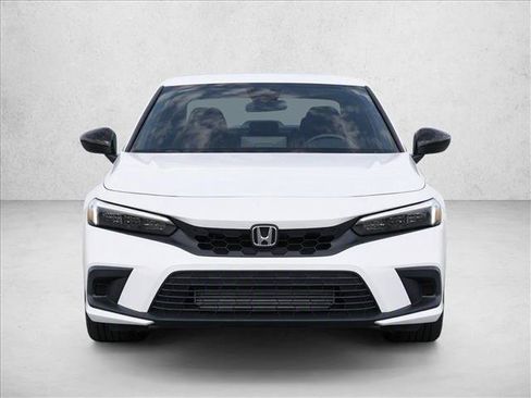 Used 2022 Honda Civic Sport image 2