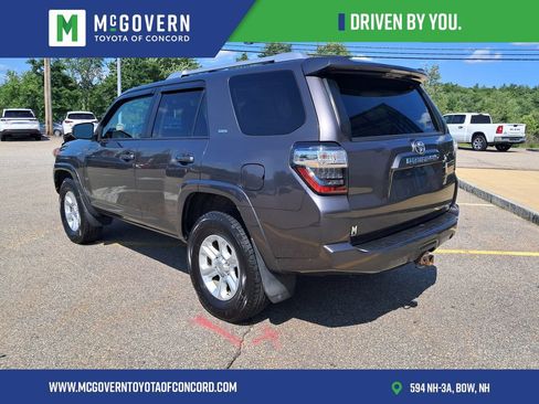 Used 2016 Toyota 4Runner SR5 AWD/4WD image 6