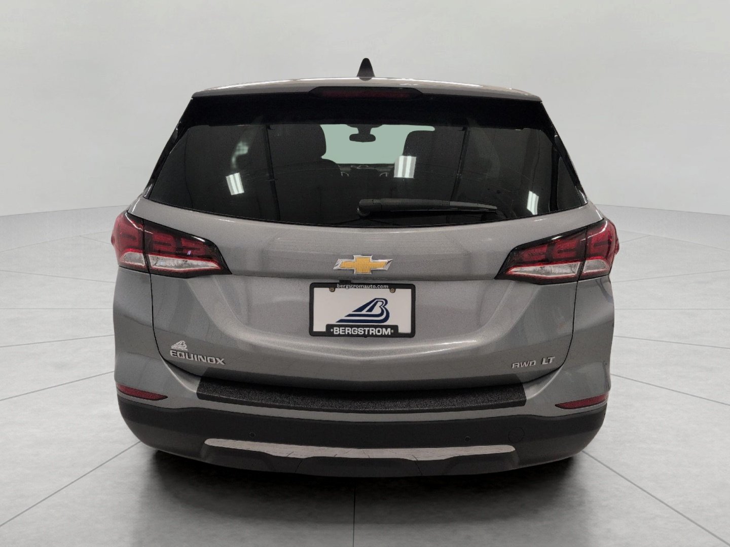 Used 2024 Chevrolet Equinox LT AWD/4WD image 24