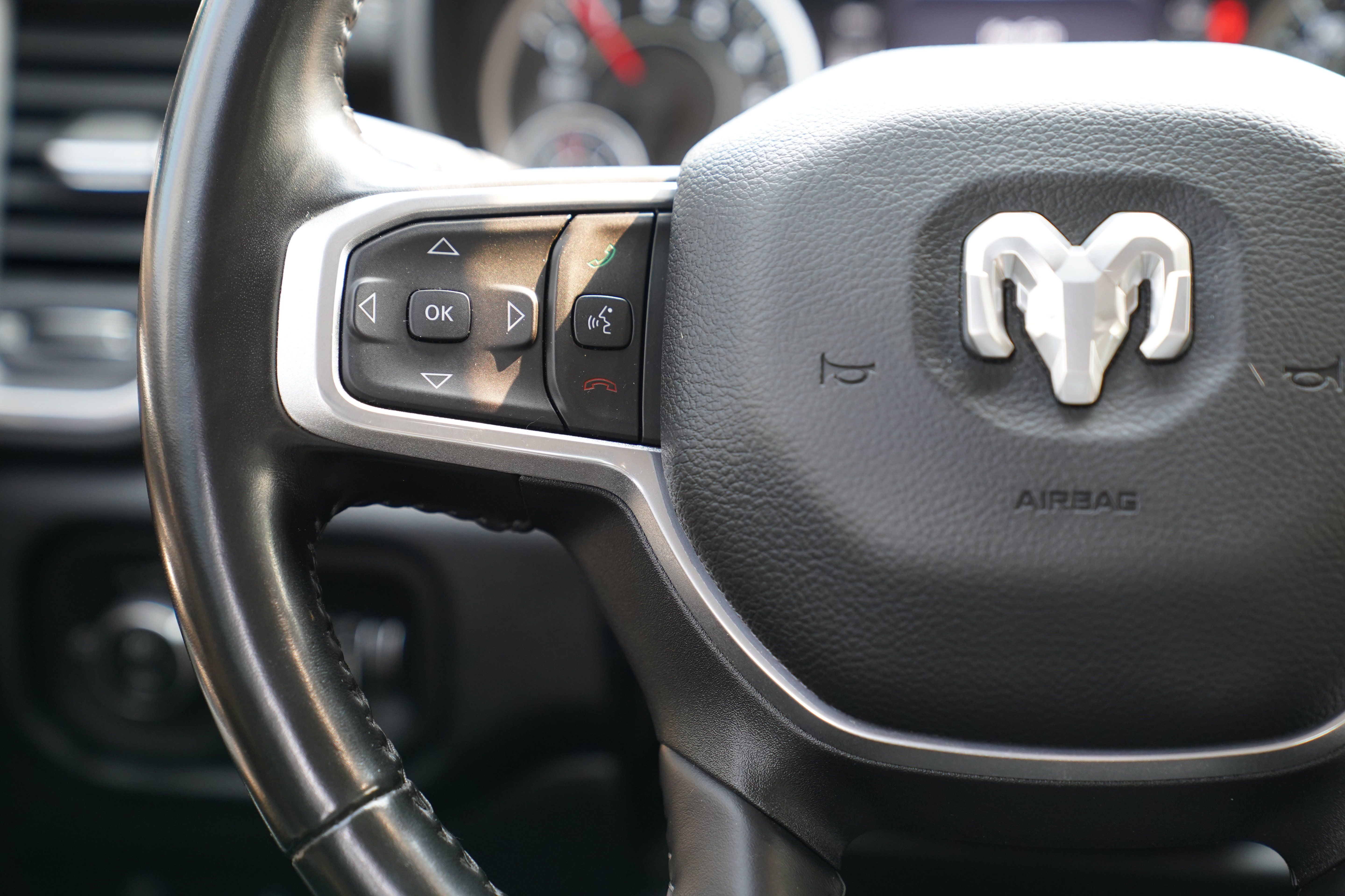 Used 2022 RAM 1500 Laramie AWD/4WD image 19