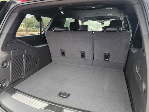 New 2025 Chevrolet Suburban Premier AWD/4WD image 26