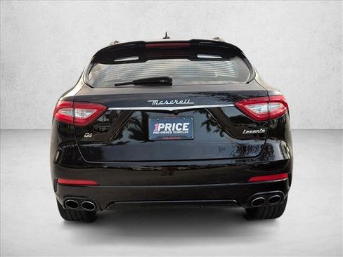 Used 2018 Maserati Levante GranSport image 14