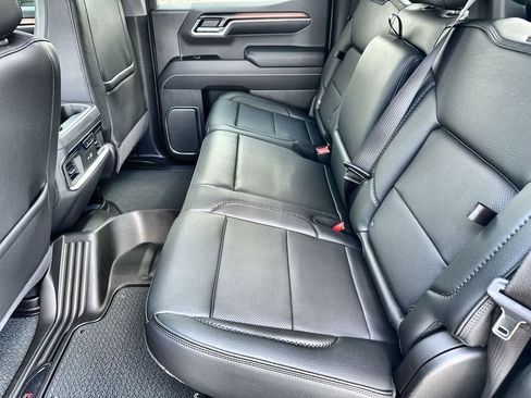 New 2026 GMC Sierra 1500 Denali w/ Denali Reserve Package AWD/4WD image 16