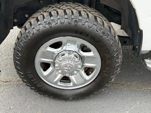 Used 2019 RAM 2500 Tradesman w/ Safety Group image 17