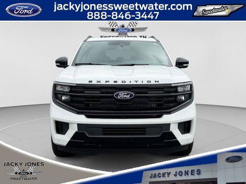 New 2027 Ford Expedition Max Platinum w/ Stealth Appearance Package RWD image 8
