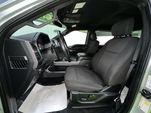 Used 2018 Ford F150 XLT w/ Equipment Group 302A Luxury AWD/4WD image 18