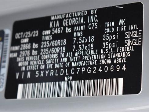 Certified 2023 Kia Sorento S w/ Panoramic Sunroof Package image 38