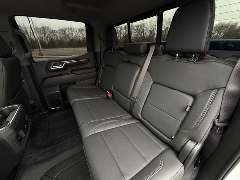 Used 2024 Chevrolet Silverado 1500 RST w/ Redline Edition image 30