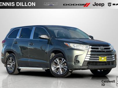 Used 2019 Toyota Highlander LE