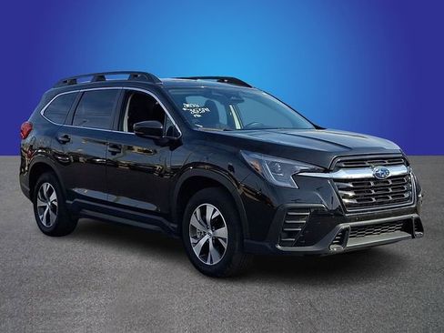 Certified 2025 Subaru Ascent Premium image 3