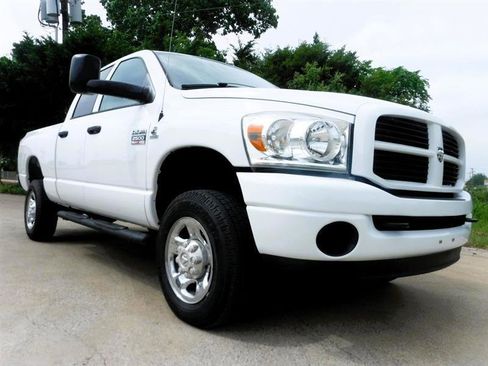 Used 2009 Dodge Ram 2500 Truck ST w/ Trailer Tow Group AWD/4WD image 3