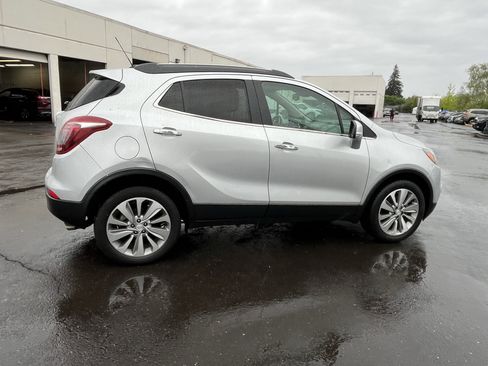 Used 2019 Buick Encore Preferred FWD image 4