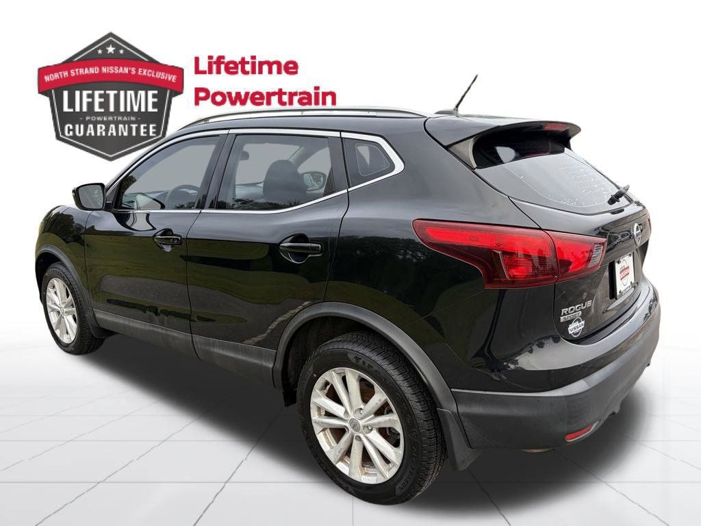 Used 2018 Nissan Rogue Sport SV w/ SV All-Weather Package FWD image 5