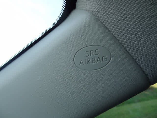 Used 2025 Toyota RAV4 LE AWD/4WD image 26