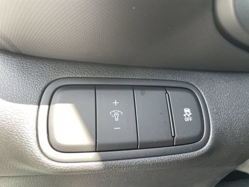New 2026 Hyundai Venue SE FWD image 27