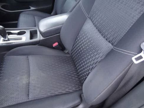 Used 2016 Nissan Altima 2.5 SV FWD image 11