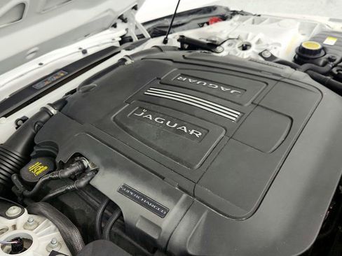 Used 2016 Jaguar F-TYPE S image 25